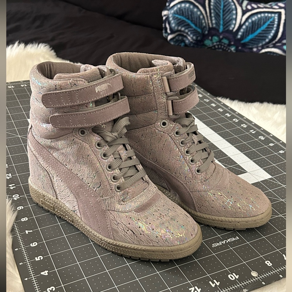Puma Sky Wedge Iri Suede size 7